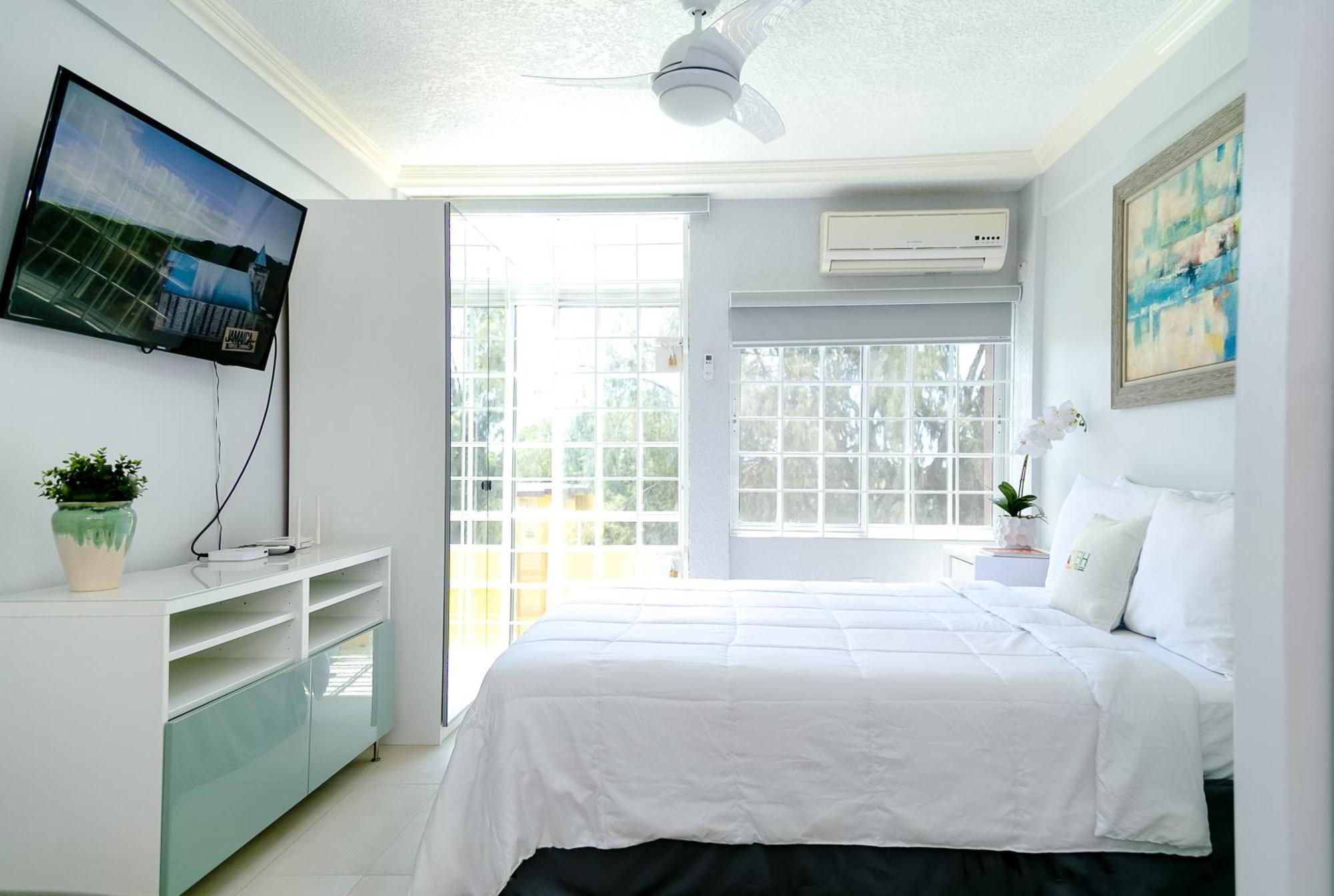 Choose To Be Happy At Seymour # 9 And #16 - Studio Apartments คิงส์ตัน ภายนอก รูปภาพ